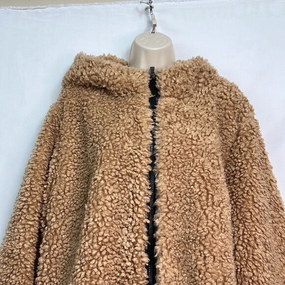 Isaac Mizrahi curly teddy coat with hood size 26 NWT - Picture 3 of 12
